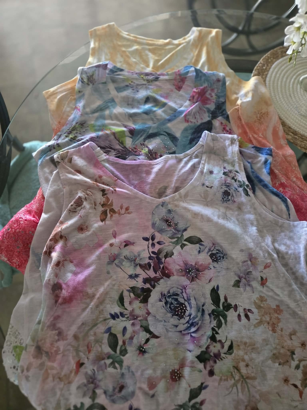 Floral Sleeveless Women’s Tank Top - Light Purple